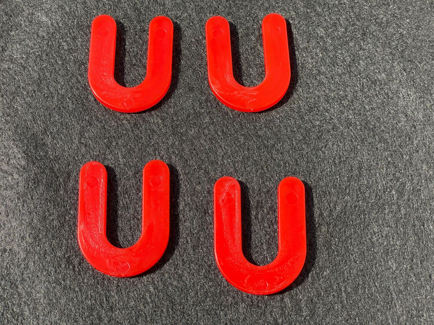 300-Pack 1/8 Inch Horseshoe Tile Spacers – Plastic U-Shape Shims For Leveling | Red, Reusable For Marble, Granite, Large Tiles