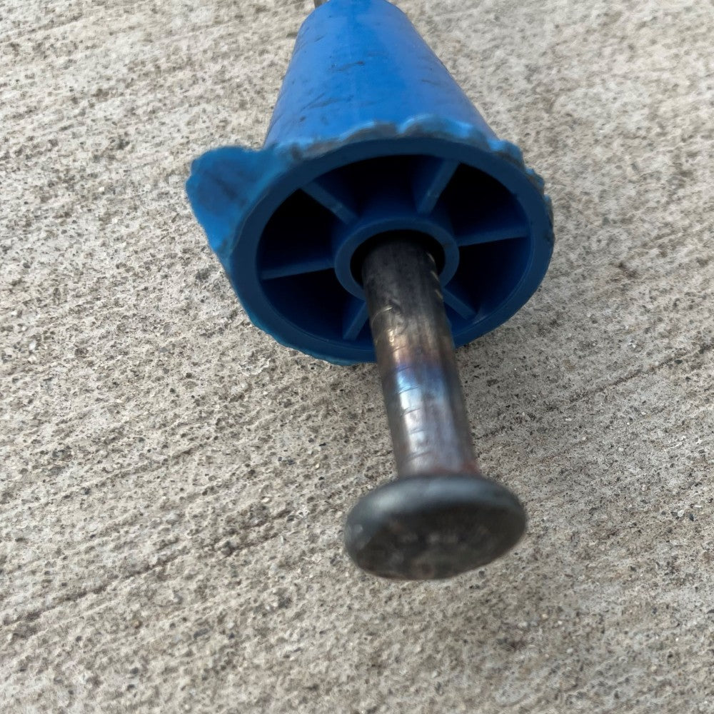 12" x 4 ¾" Heavy Duty Snap Ties For Concrete Forms (Short End) - 1" Plastic Cones