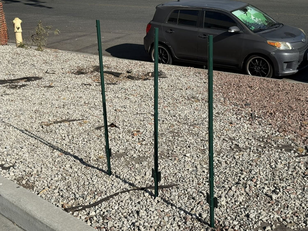 4 ft green fence post