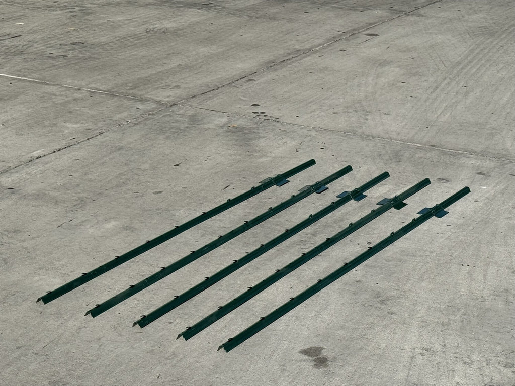 5 ft green fence post