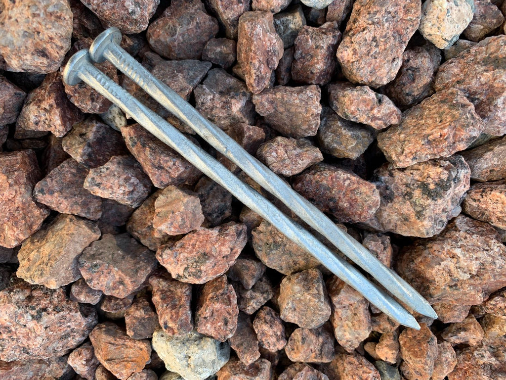 artificial turf nails for hard rock desert soils