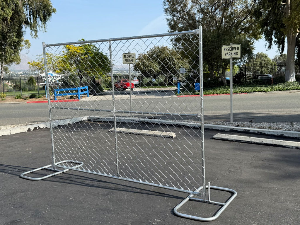 6 ft x 8 ft galvanized chain link fence - portable