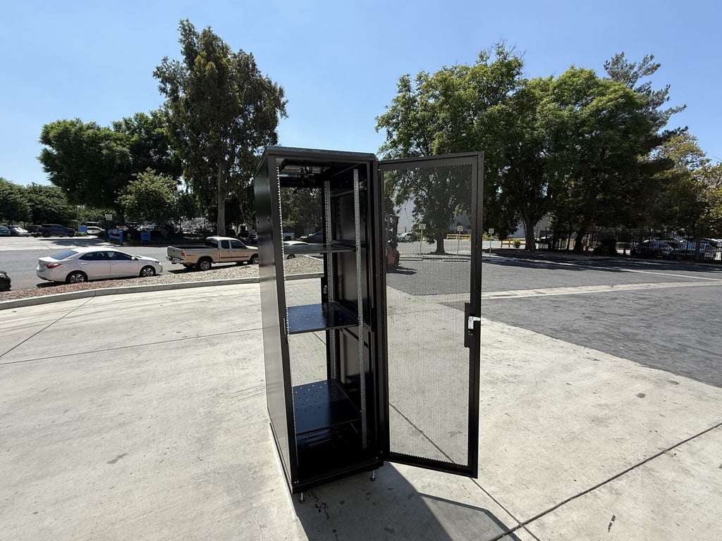 42U Data Center Rack - Lockable, Heavy Duty with Cooling Support