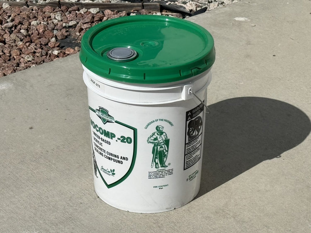 W.R. Meadows VOCOMP-20 Concrete Cure & Seal – 5 Gallon Pail