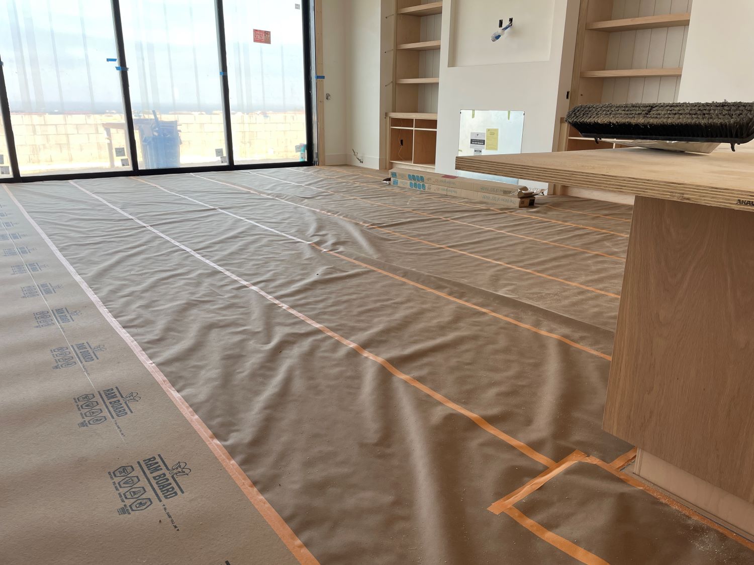 Heavy Duty Builders Paper Roll 75 lb Construction Paper (Brown