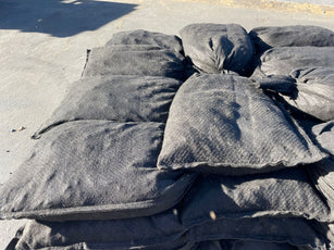 Black Non Woven Geotextile Sandbags Prefilled with 30 lbs of sand