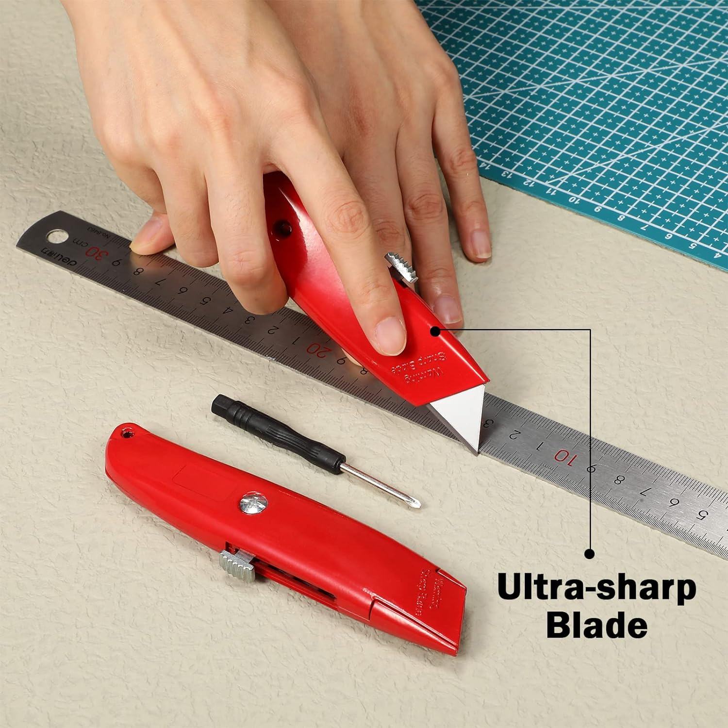 Retractable Utility Knife 5.5 Aluminum Handle 0.9 Steel Blade Sandbaggy