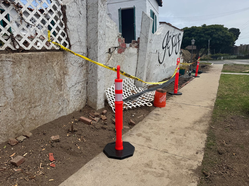 46" Plastic Traffic Delineator Post with Base - Reflective Bands (Orange)
