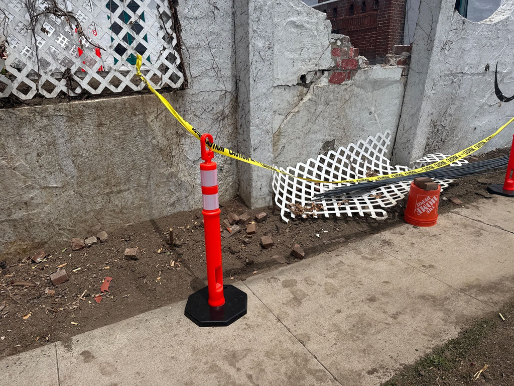 46" Plastic Traffic Delineator Post with Base - Reflective Bands (Orange)