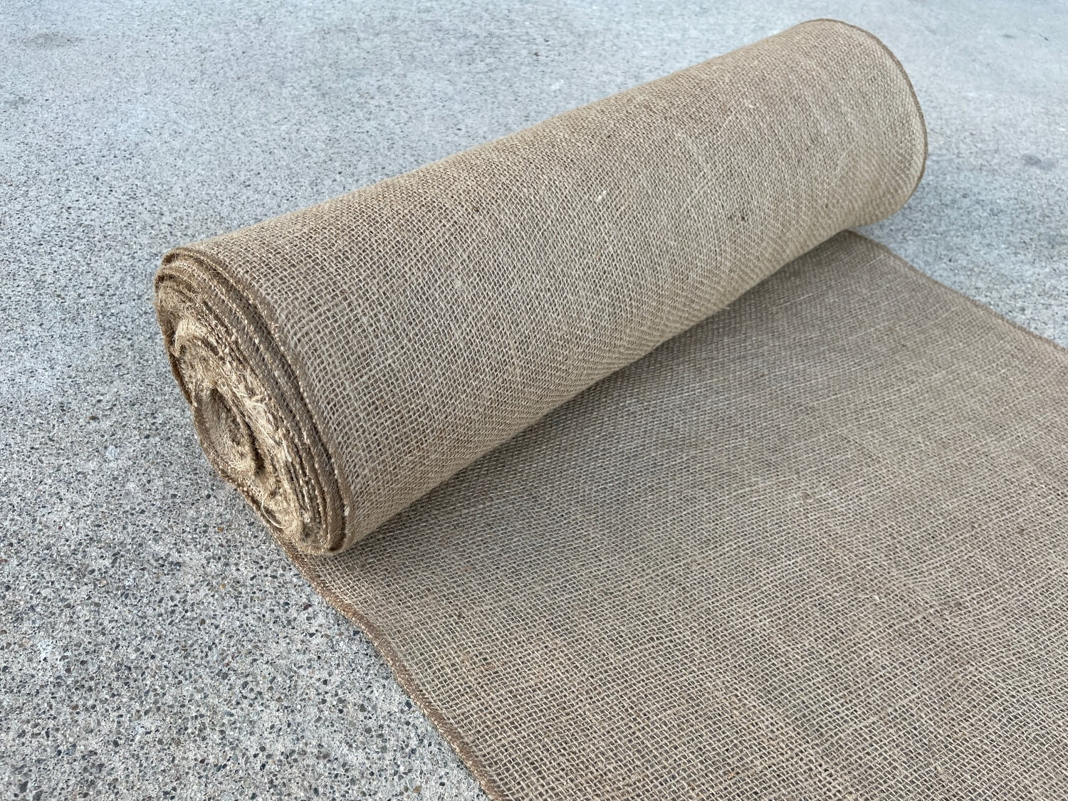 Woolsacks Burlap Fabric by The Yard | 40 Wide x 5 Yard Long | Natural Jute  Burlap Fabric 5 Yards