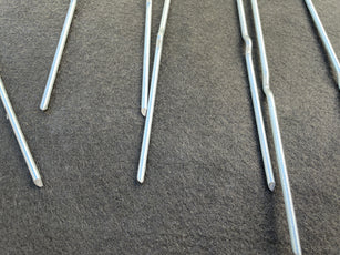 Sandbaggy 12-Inch Kink Landscape Staples | 3/8" Kink Creates Better Hold In Soil | 8 Gauge Garden Stake