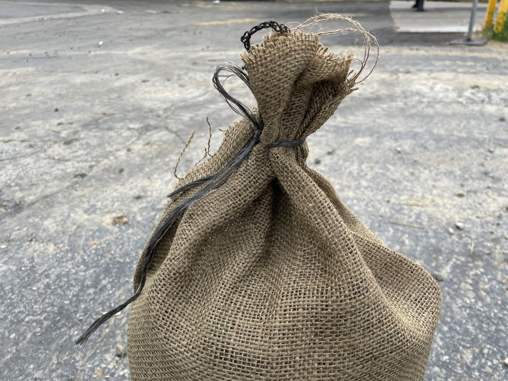 heavy duty burlap sandbags with tie strings attached